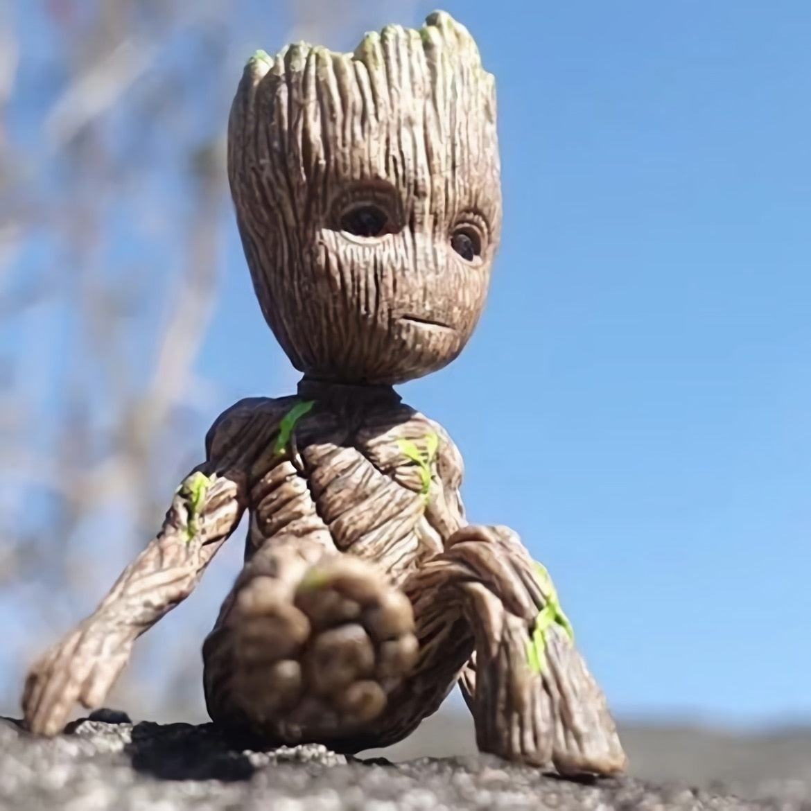 Figurine Groot Assis