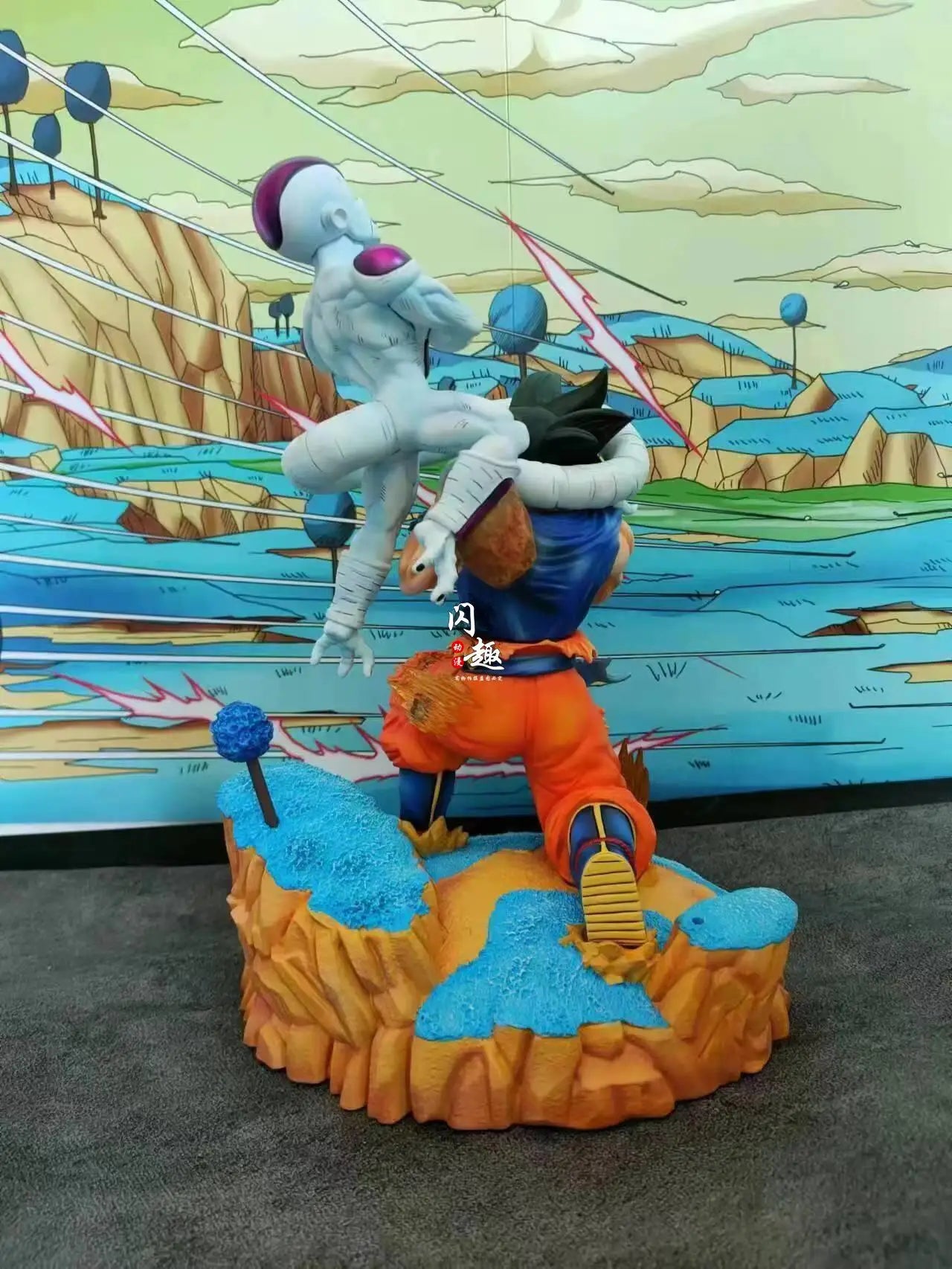 Figurine Sangoku morsure Freezer