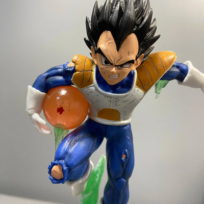 Figurine Vegeta Boule de cristal -  Dragon Ball Z