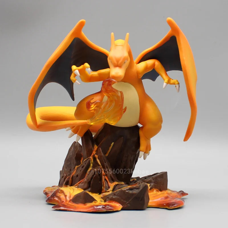 Figurine Pokémon - Charizard Evolution